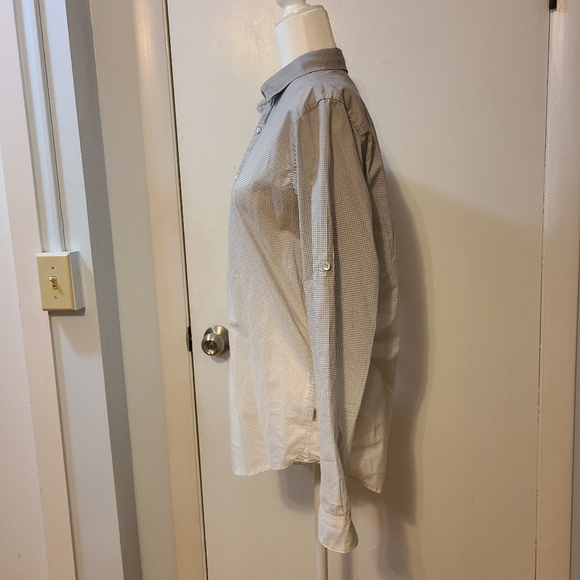 Calvin Klein button down shirt - Picture 4 of 5